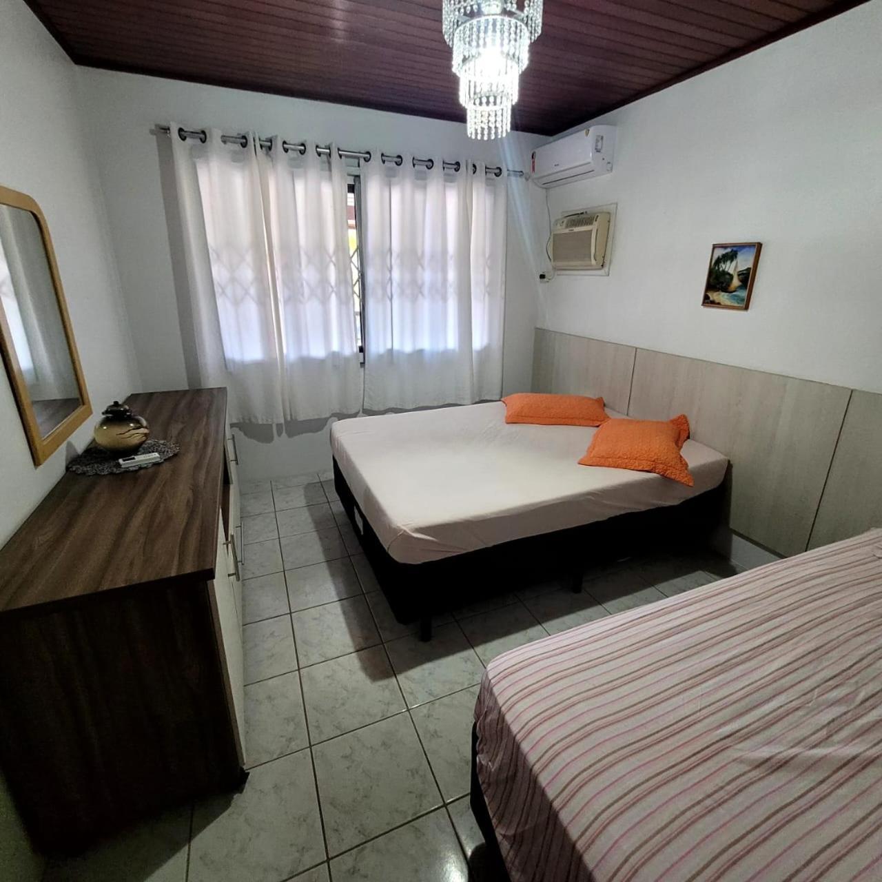 Bombinhas Brasil Residence II Guest House No Centro Eksteriør bilde